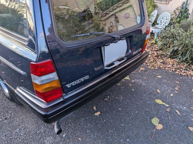 ２４０ワゴン ２４０ＧＬＥワゴン　ディーラー車　右ハンドル　キーレス　フル装備　　点検記録簿Ｈ２２・２６・２８・３０・Ｒ２・４・６年まで有り　　メッキルーフキャリア　　メッキドアミラー　　ホイールキャップ（17枚目）