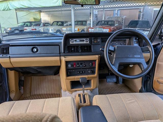 ２４０ワゴン ２４０ＧＬＥワゴン　ディーラー車　右ハンドル　キーレス　フル装備　　点検記録簿Ｈ２２・２６・２８・３０・Ｒ２・４・６年まで有り　　メッキルーフキャリア　　メッキドアミラー　　ホイールキャップ（27枚目）