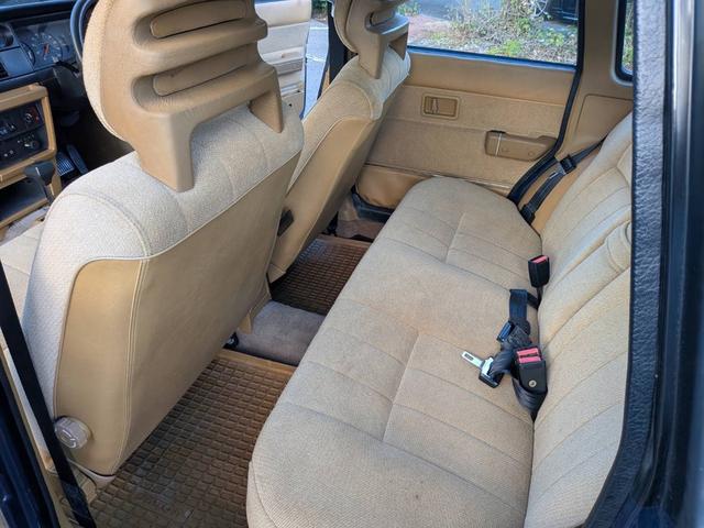 ２４０ワゴン ２４０ＧＬＥワゴン　ディーラー車　右ハンドル　キーレス　フル装備　　点検記録簿Ｈ２２・２６・２８・３０・Ｒ２・４・６年まで有り　　メッキルーフキャリア　　メッキドアミラー　　ホイールキャップ（28枚目）