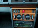 ２２０ＴＥ　ディーラー車　右ハンドル　社外オーディオ　バックカメラ　社外キーレス　ＥＴＣ　　前期　グリル　　　ｗ１２４　　Ｓ１２４（67枚目）