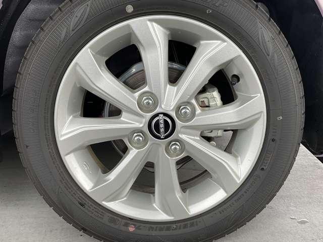 デイズ Ｘ　雹害車／オーディオレス仕様・１４インチアルミホイール・タッチパネル式オートエアコン・プッシュ式エンジンスターター・バックビューモニター・インテリジェント　オートライトシステム（77枚目）