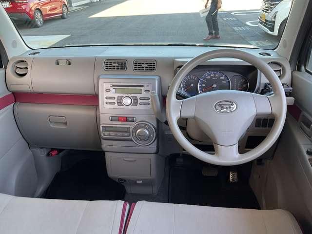 ムーヴコンテ Ｘ　＋Ｓ　純正ＣＤ一体ＡＭ・ＦＭデンシチューナーラジオ・オートエアコン・１４インチホイールカバー・スマートキー・フロアカーペット・プラスチックバイザー（4枚目）