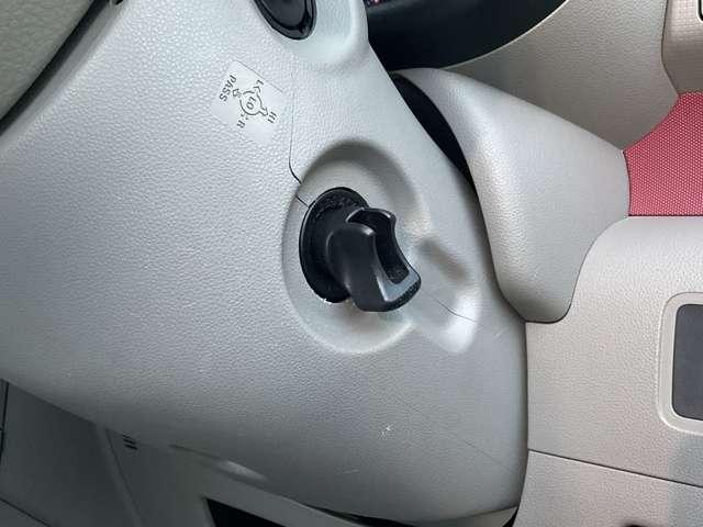 ムーヴコンテ Ｘ　＋Ｓ　純正ＣＤ一体ＡＭ・ＦＭデンシチューナーラジオ・オートエアコン・１４インチホイールカバー・スマートキー・フロアカーペット・プラスチックバイザー（9枚目）
