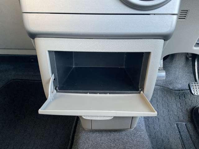 ムーヴコンテ Ｘ　＋Ｓ　純正ＣＤ一体ＡＭ・ＦＭデンシチューナーラジオ・オートエアコン・１４インチホイールカバー・スマートキー・フロアカーペット・プラスチックバイザー（24枚目）