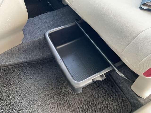 ムーヴコンテ Ｘ　＋Ｓ　純正ＣＤ一体ＡＭ・ＦＭデンシチューナーラジオ・オートエアコン・１４インチホイールカバー・スマートキー・フロアカーペット・プラスチックバイザー（46枚目）