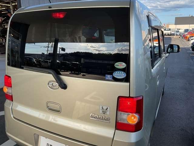 ムーヴコンテ Ｘ　＋Ｓ　純正ＣＤ一体ＡＭ・ＦＭデンシチューナーラジオ・オートエアコン・１４インチホイールカバー・スマートキー・フロアカーペット・プラスチックバイザー（55枚目）