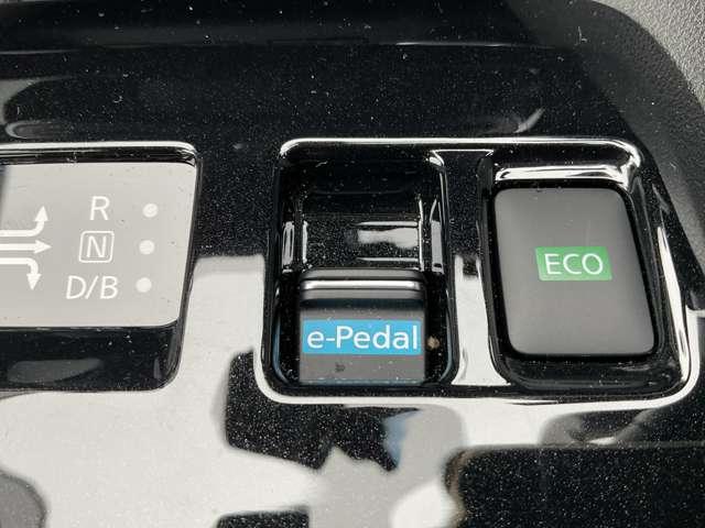 リーフ e+ X メモリーナビゲーション アラウンドビュー プロパイロット 16インチアルミ スマートルームミラー シートヒーター ハンドルヒーター LEDヘッドランプ ハイビームアシスト インテリジェントキー(30枚目)