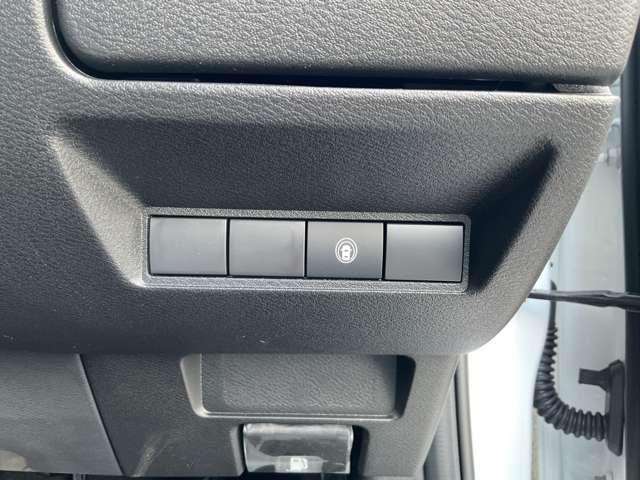 オーラ ニスモ　純正メモリーナビ・ナビ連動ドライブレコーダー（Ｆ＆Ｒ）・インテリジェントルームミラー・アラウンドビューモニター・ＮＩＳＭＯ専用フロアカーペット・ＮＩＳＭＯ専用プラスチックバイザー（38枚目）