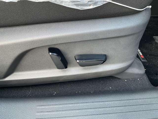 オーラ ニスモ　純正メモリーナビ・ナビ連動ドライブレコーダー（Ｆ＆Ｒ）・インテリジェントルームミラー・アラウンドビューモニター・ＮＩＳＭＯ専用フロアカーペット・ＮＩＳＭＯ専用プラスチックバイザー（42枚目）