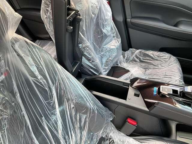 オーラ ニスモ　純正メモリーナビ・ナビ連動ドライブレコーダー（Ｆ＆Ｒ）・インテリジェントルームミラー・アラウンドビューモニター・ＮＩＳＭＯ専用フロアカーペット・ＮＩＳＭＯ専用プラスチックバイザー（45枚目）