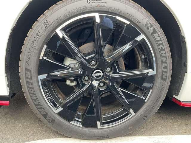 オーラ ニスモ　純正メモリーナビ・ナビ連動ドライブレコーダー（Ｆ＆Ｒ）・インテリジェントルームミラー・アラウンドビューモニター・ＮＩＳＭＯ専用フロアカーペット・ＮＩＳＭＯ専用プラスチックバイザー（74枚目）