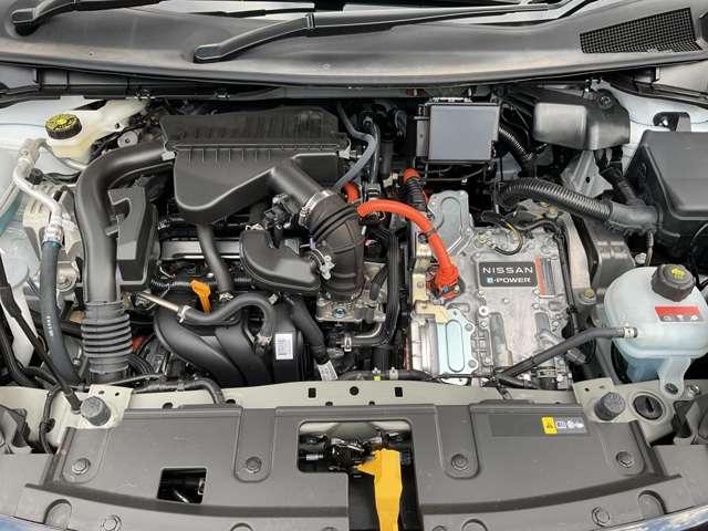 オーラ ニスモ　純正メモリーナビ・ナビ連動ドライブレコーダー（Ｆ＆Ｒ）・インテリジェントルームミラー・アラウンドビューモニター・ＮＩＳＭＯ専用フロアカーペット・ＮＩＳＭＯ専用プラスチックバイザー（76枚目）