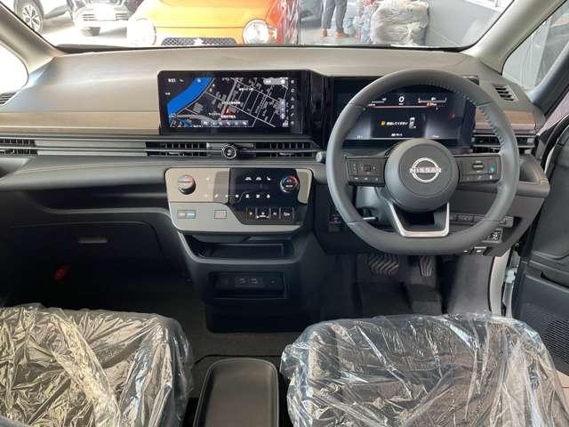 セレナ ｅ－パワー　ハイウェイスターＶ　雹害車／１００Ｖ　ＡＣ電源（１５００Ｗ）・寒冷地仕様（ホットプラスパック）＋不凍液＋ＰＴＣ素子ヒーター・アラモニター・インテリルームミラー・ドラレコ・ＬＥＤヘッドライト・ＮＣナビ・ＥＴＣ２．０・ＳＯＳ（6枚目）