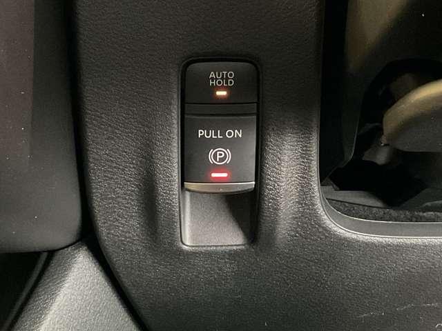 セレナ ｅ－パワー　ハイウェイスターＶ　雹害車／１００Ｖ　ＡＣ電源（１５００Ｗ）・寒冷地仕様（ホットプラスパック）＋不凍液＋ＰＴＣ素子ヒーター・アラモニター・インテリルームミラー・ドラレコ・ＬＥＤヘッドライト・ＮＣナビ・ＥＴＣ２．０・ＳＯＳ（10枚目）