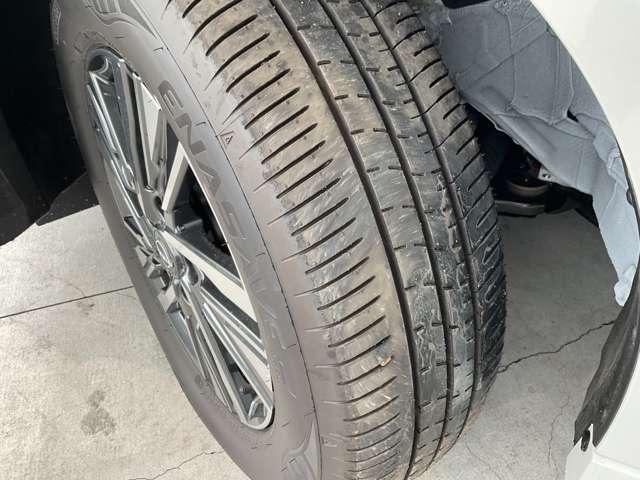 セレナ ｅ－パワー　ハイウェイスターＶ　雹害車／１００Ｖ　ＡＣ電源（１５００Ｗ）・寒冷地仕様（ホットプラスパック）＋不凍液＋ＰＴＣ素子ヒーター・アラモニター・インテリルームミラー・ドラレコ・ＬＥＤヘッドライト・ＮＣナビ・ＥＴＣ２．０・ＳＯＳ（20枚目）