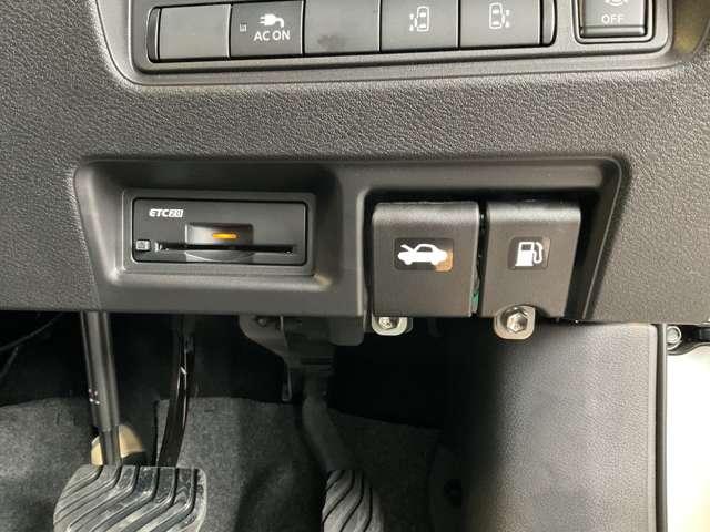 セレナ ｅ－パワー　ハイウェイスターＶ　雹害車／１００Ｖ　ＡＣ電源（１５００Ｗ）・寒冷地仕様（ホットプラスパック）＋不凍液＋ＰＴＣ素子ヒーター・アラモニター・インテリルームミラー・ドラレコ・ＬＥＤヘッドライト・ＮＣナビ・ＥＴＣ２．０・ＳＯＳ（39枚目）