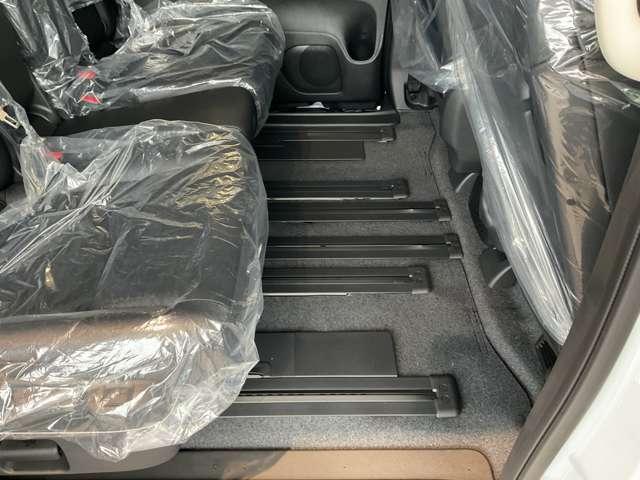 セレナ ｅ－パワー　ハイウェイスターＶ　雹害車／１００Ｖ　ＡＣ電源（１５００Ｗ）・寒冷地仕様（ホットプラスパック）＋不凍液＋ＰＴＣ素子ヒーター・アラモニター・インテリルームミラー・ドラレコ・ＬＥＤヘッドライト・ＮＣナビ・ＥＴＣ２．０・ＳＯＳ（46枚目）