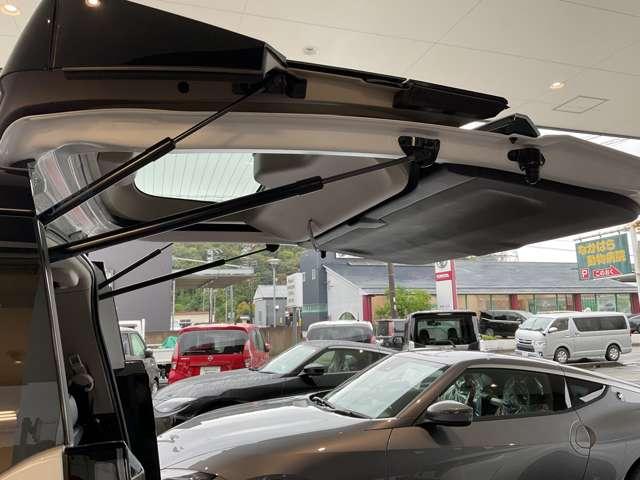 セレナ ｅ－パワー　ハイウェイスターＶ　雹害車／１００Ｖ　ＡＣ電源（１５００Ｗ）・寒冷地仕様（ホットプラスパック）＋不凍液＋ＰＴＣ素子ヒーター・アラモニター・インテリルームミラー・ドラレコ・ＬＥＤヘッドライト・ＮＣナビ・ＥＴＣ２．０・ＳＯＳ（63枚目）