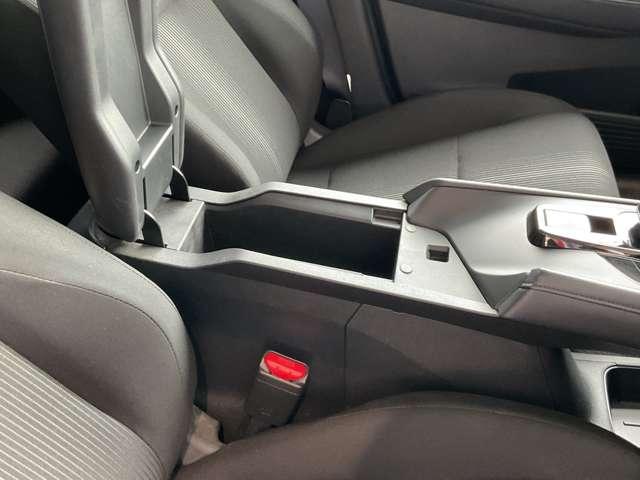 ノート  ニッサンコネクトナビ・SOSコールボタン・ETC車載器2.0・アラウンドビューモニター・インテリジェントルームミラー・BSW・BSI・RCTA・ワイヤレス充電器・ドライブレコーダー(F&R)(25枚目)