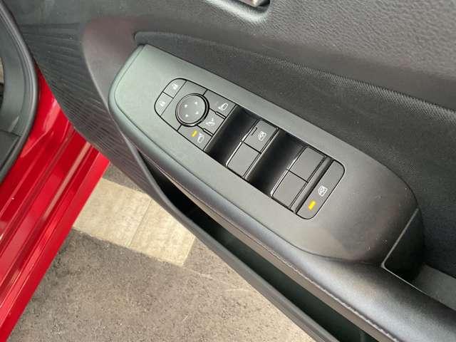 ノート  ニッサンコネクトナビ・SOSコールボタン・ETC車載器2.0・アラウンドビューモニター・インテリジェントルームミラー・BSW・BSI・RCTA・ワイヤレス充電器・ドライブレコーダー(F&R)(42枚目)