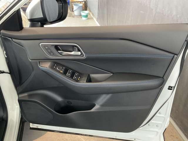 エクストレイル オーテック アドバンスドパッケージ e-4ORCE 雹害車/ニッサンコネクトナビゲーションシステム・SOSコール・インテリジェントルームミラー・アラウンドビューモニター・プロパイロット・左右後席温度調整独立制御エアコン・ワイヤレス充電器・ETC車載器(38枚目)
