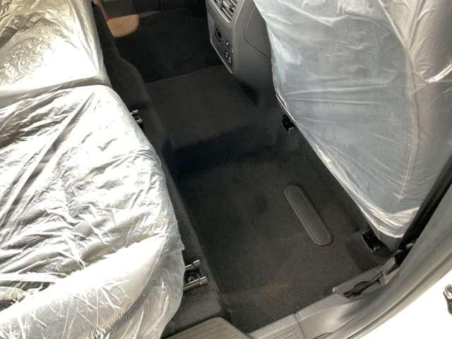 エクストレイル オーテック アドバンスドパッケージ e-4ORCE 雹害車/ニッサンコネクトナビゲーションシステム・SOSコール・インテリジェントルームミラー・アラウンドビューモニター・プロパイロット・左右後席温度調整独立制御エアコン・ワイヤレス充電器・ETC車載器(46枚目)