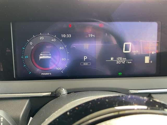 ノート 　純正メモリーナビ・ナビ取付パッケージ・アラモニ・ルームミラー・ＢＳＷ・ＢＳＩ・ＲＣＴＡ・リモコンドアミラー・インテリキー・ＬＥＤヘッドランプ・アダプティブＬＥＤヘッドライトシステム・ＬＥＤフォグランプ（6枚目）