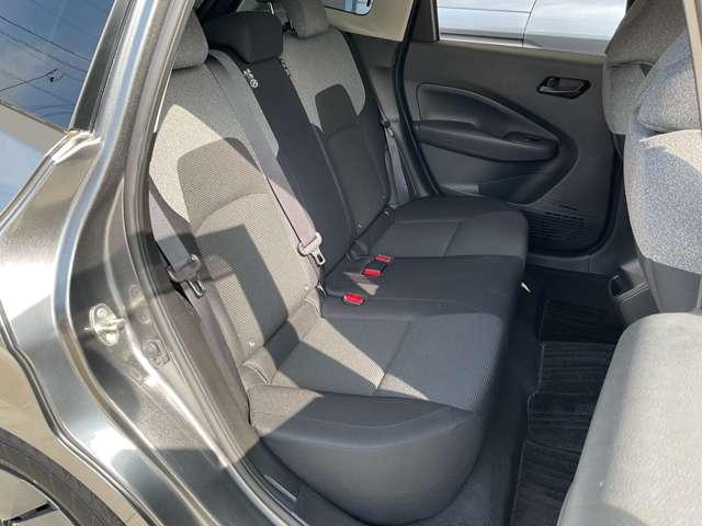 ノート 　純正メモリーナビ・ナビ取付パッケージ・アラモニ・ルームミラー・ＢＳＷ・ＢＳＩ・ＲＣＴＡ・リモコンドアミラー・インテリキー・ＬＥＤヘッドランプ・アダプティブＬＥＤヘッドライトシステム・ＬＥＤフォグランプ（17枚目）