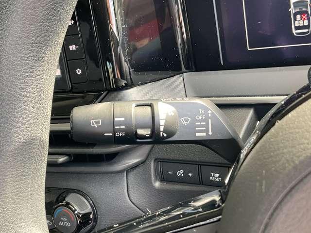 ノート 　純正メモリーナビ・ナビ取付パッケージ・アラモニ・ルームミラー・ＢＳＷ・ＢＳＩ・ＲＣＴＡ・リモコンドアミラー・インテリキー・ＬＥＤヘッドランプ・アダプティブＬＥＤヘッドライトシステム・ＬＥＤフォグランプ（35枚目）