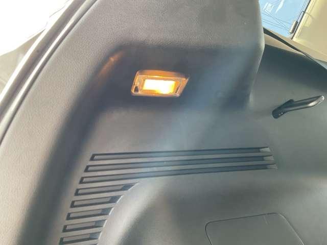 ノート 　純正メモリーナビ・ナビ取付パッケージ・アラモニ・ルームミラー・ＢＳＷ・ＢＳＩ・ＲＣＴＡ・リモコンドアミラー・インテリキー・ＬＥＤヘッドランプ・アダプティブＬＥＤヘッドライトシステム・ＬＥＤフォグランプ（49枚目）