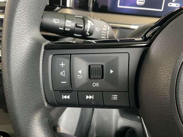 ノート 純正メモリーナビゲーション・インテリジェントルームミラー・インテリジェントアラウンドビューモニター・BSW+BSI+RCTA・ 16インチホイールカバー・オートエアコン・インテリジェントキー(2本)(32枚目)