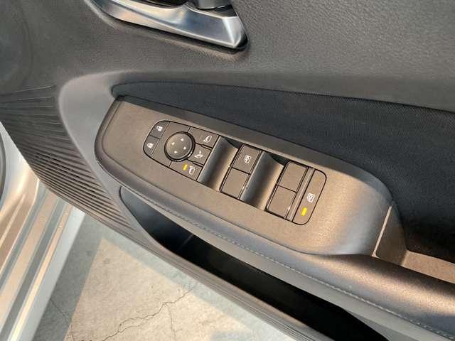 ノート 純正メモリーナビゲーション・インテリジェントルームミラー・インテリジェントアラウンドビューモニター・BSW+BSI+RCTA・ 16インチホイールカバー・オートエアコン・インテリジェントキー(2本)(44枚目)