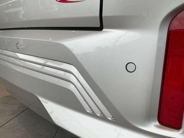 ノート 純正メモリーナビゲーション・インテリジェントルームミラー・インテリジェントアラウンドビューモニター・BSW+BSI+RCTA・ 16インチホイールカバー・オートエアコン・インテリジェントキー(2本)(60枚目)