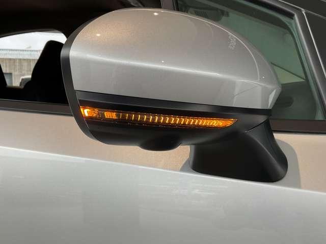 ノート 純正メモリーナビゲーション・インテリジェントルームミラー・インテリジェントアラウンドビューモニター・BSW+BSI+RCTA・ 16インチホイールカバー・オートエアコン・インテリジェントキー(2本)(65枚目)