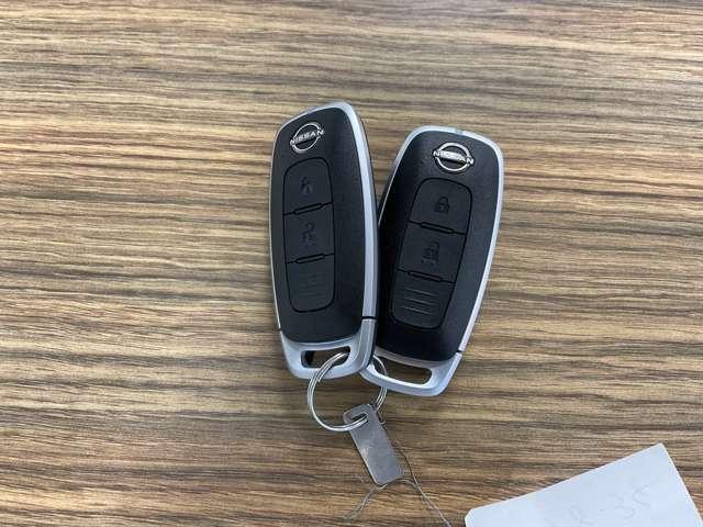 ノート 純正メモリーナビゲーション・インテリジェントルームミラー・インテリジェントアラウンドビューモニター・BSW+BSI+RCTA・ 16インチホイールカバー・オートエアコン・インテリジェントキー(2本)(76枚目)