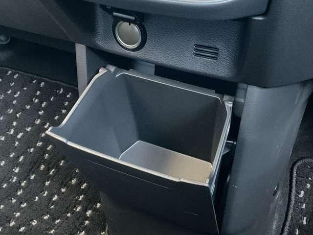 ルークス ハイウェイスター　Ｇターボプロパイロットエディション　日産純正カーナビゲーション・インテリジェントルームミラー・アラウンドビューモニター・タッチパネル式オートエアコン・プッシュ式エンジンスターター・１５インチアルミホイール・ＬＥＤヘッドランプ（28枚目）