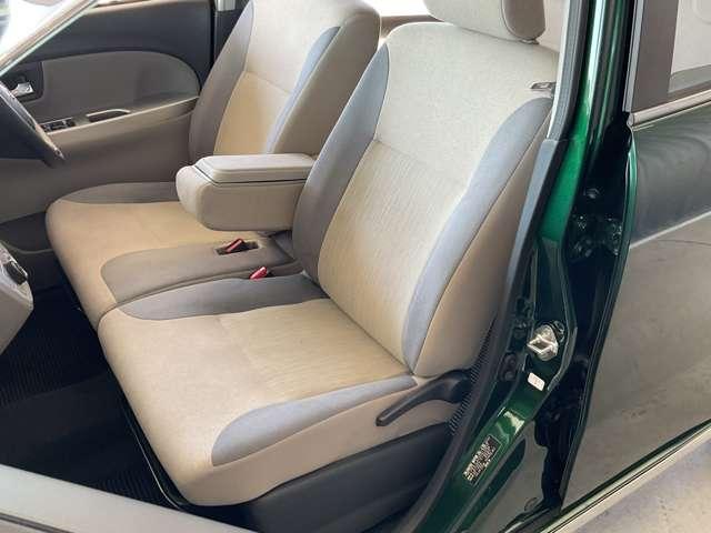 助手席シート。