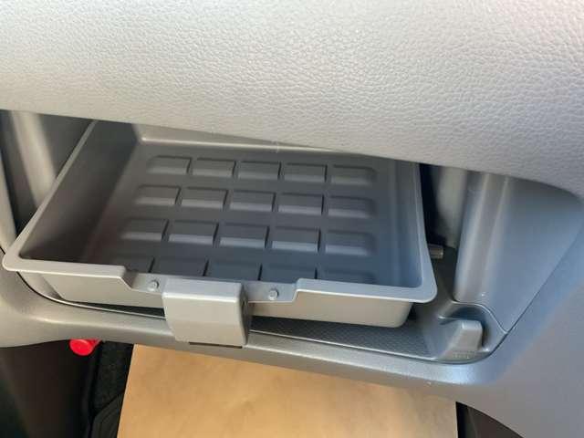 NV200バネットバン GX 雹害車両 オーディオレス リモコンキー ハイビームアシスト フロントフォグランプ プライバシーガラス アイドリングストップ 衝突被害軽減ブレーキ(38枚目)