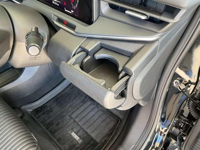 オーラ Ｇ　レザーエディション　ニッサンコネクトナビ・ＥＴＣ２．０・ＳＯＳコール・ワイヤレス充電器・ＢＯＳＥサウンドシステム・プロパイロット（ナビリンク）・アラウンドビューモニター・インテリジェントルームミラー・ＨＤＭＩコネクター（39枚目）