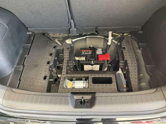 オーラ Ｇ　レザーエディション　ニッサンコネクトナビ・ＥＴＣ２．０・ＳＯＳコール・ワイヤレス充電器・ＢＯＳＥサウンドシステム・プロパイロット（ナビリンク）・アラウンドビューモニター・インテリジェントルームミラー・ＨＤＭＩコネクター（52枚目）