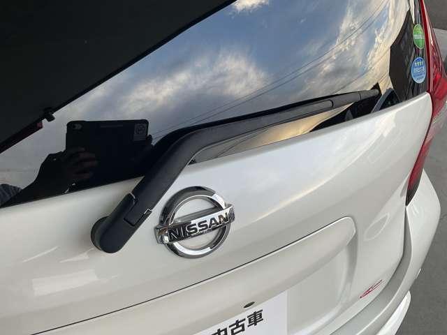 ノート X メモリーナビゲーション アラウンドビューモニター スマートルームミラー サイドカーテンエアバッグ インテリジェントキー アイドリングストップ プライバシーガラス ETC(29枚目)