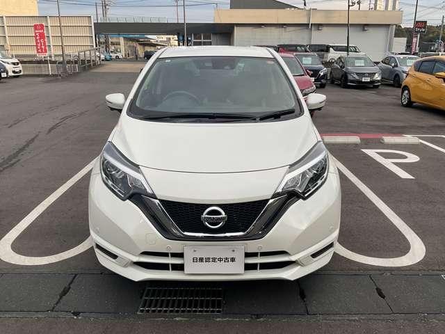 ノート X メモリーナビゲーション アラウンドビューモニター スマートルームミラー サイドカーテンエアバッグ インテリジェントキー アイドリングストップ プライバシーガラス ETC(43枚目)