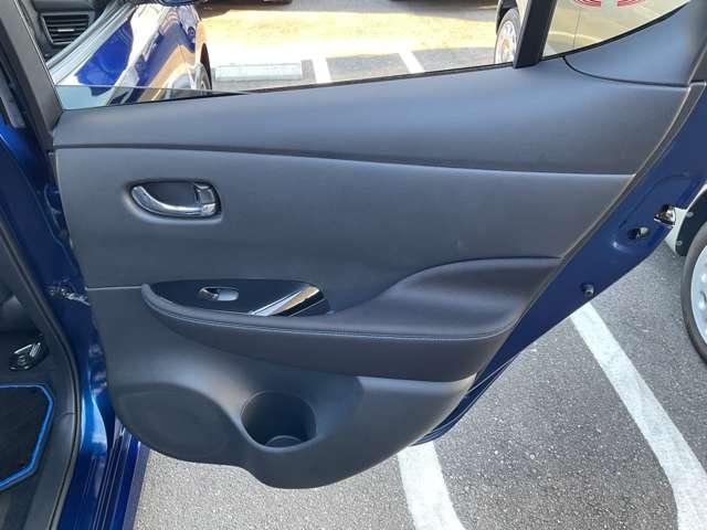 リーフ Ｘ　メーカーオプションナビ・１６インチアルミ・アラウンドビューモニター・前席シートヒーター・オートスピードコントロール・ＥＴＣ・社外製ドラレコ（Ｆ＆Ｒ）・セキュリティ＆セーフティーパックスタンダード（42枚目）