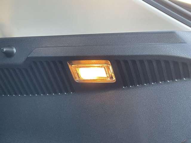 リーフ Ｘ　メーカーオプションナビ・１６インチアルミ・アラウンドビューモニター・前席シートヒーター・オートスピードコントロール・ＥＴＣ・社外製ドラレコ（Ｆ＆Ｒ）・セキュリティ＆セーフティーパックスタンダード（50枚目）