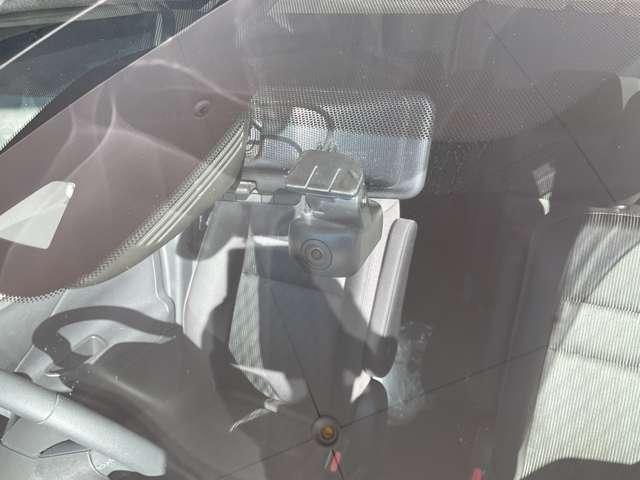 セレナ 1.2 e-POWER ハイウェイスター V 純正9インチナビ/前後ドラレコ/後席モニタ(10枚目)