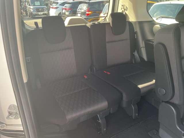 セレナ 1.2 e-POWER ハイウェイスター V 純正9インチナビ/前後ドラレコ/後席モニタ(17枚目)