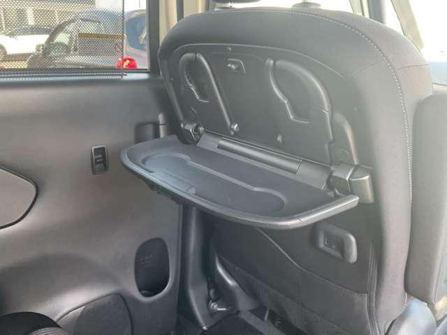 セレナ 1.2 e-POWER ハイウェイスター V 純正9インチナビ/前後ドラレコ/後席モニタ(18枚目)