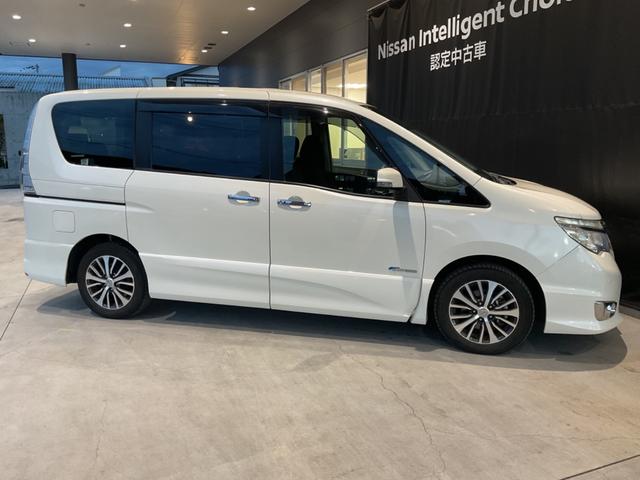 セレナ 2.0 助手席スライドアップシート HSVセレII 純正ナビ/クルーズコントロール/ETC/両側電(69枚目)