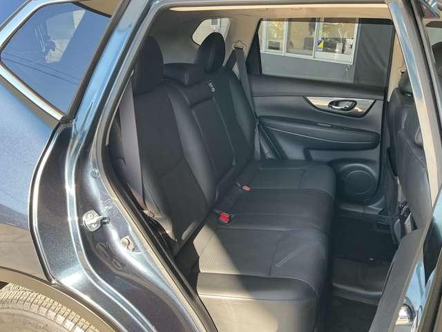 エクストレイル ２．０　２０Ｘ　エマージェンシーブレーキパッケージ　２列車　純正ナビ／ＬＥＤヘッドライト／フォグランプ／ＰＴ（16枚目）