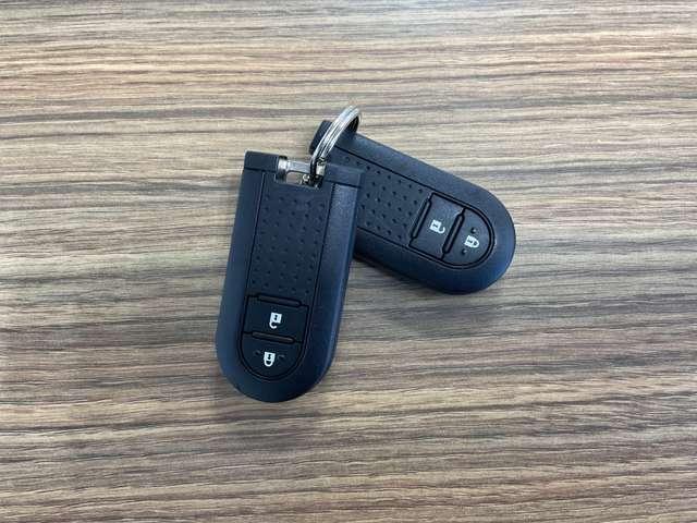 ピクシスジョイ Ｓ　ＳＡＩＩ　トヨタ純正ナビゲーション　スマートキー　ＬＥＤヘッドランプ　ＬＥＤフォグランプ　ＬＥＤイルミネーション　１６インチアルム　パドルシフト　オートライド　アイドリングストップ（11枚目）